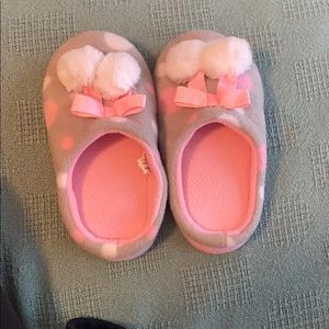 Size 11-12 girl slippers